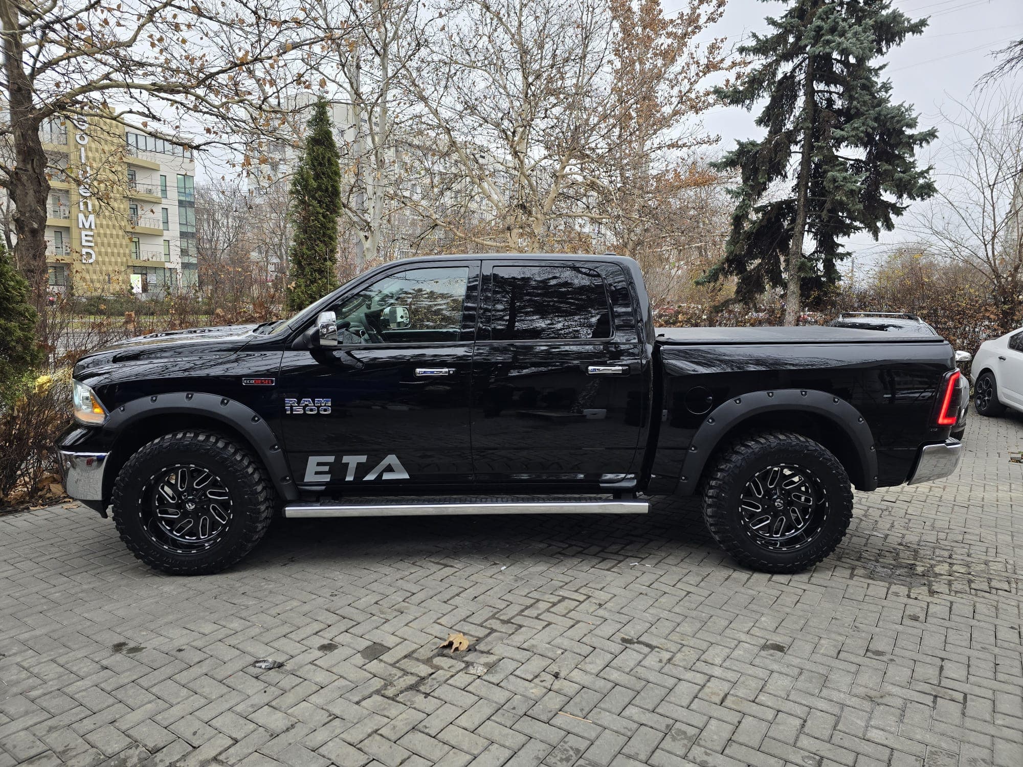 RAM 1500 Pickup